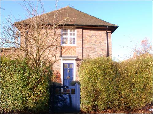 04 Neale Close